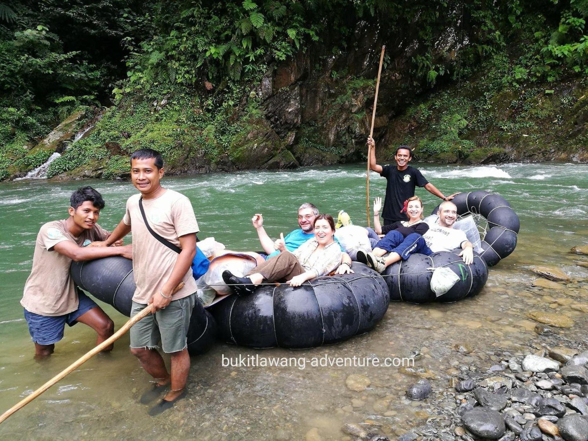 Gino'S Place - Guest House & Jungle Trekking Bukit Lawang Zewnętrze zdjęcie