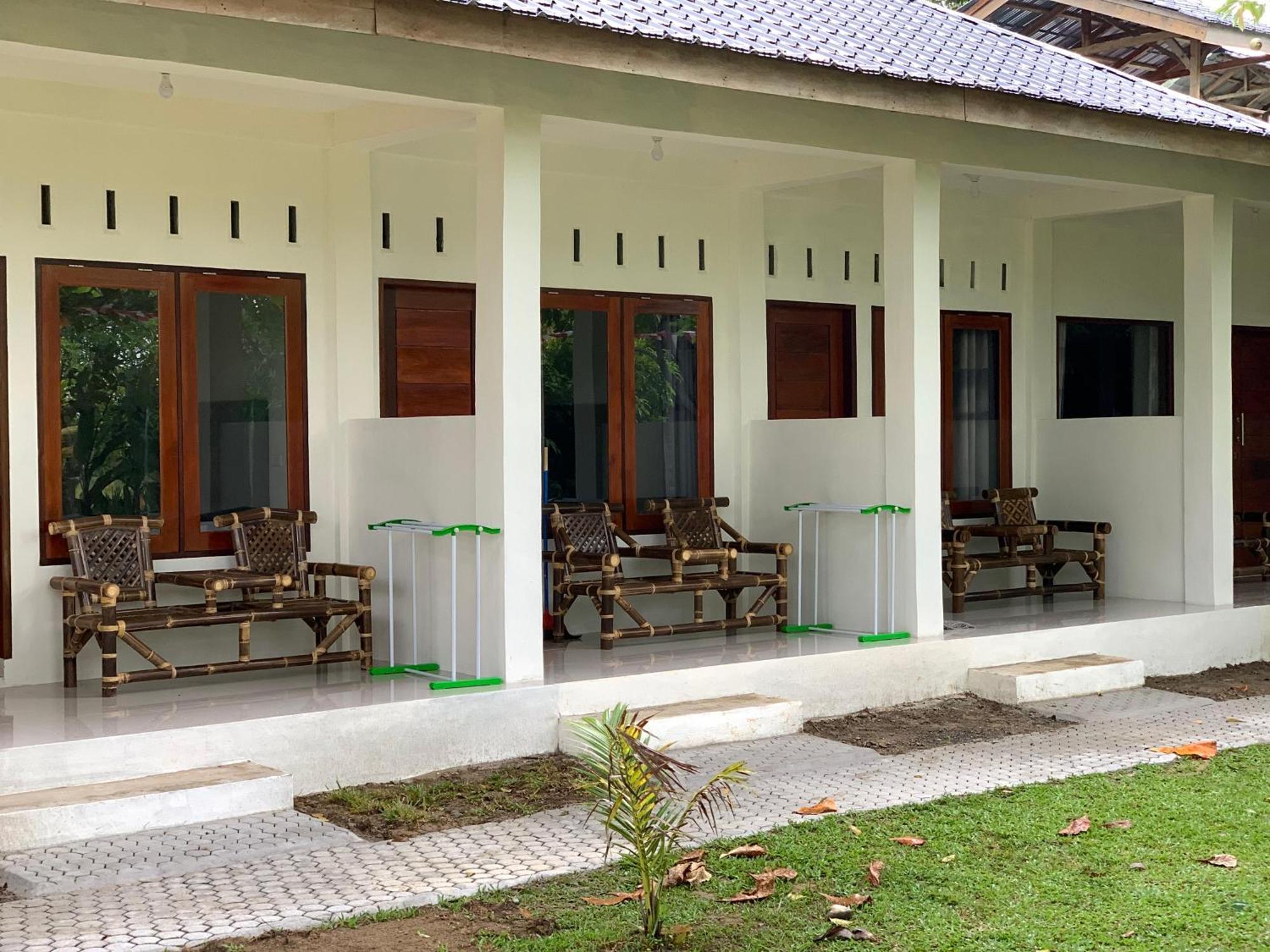 Gino'S Place - Guest House & Jungle Trekking Bukit Lawang Zewnętrze zdjęcie